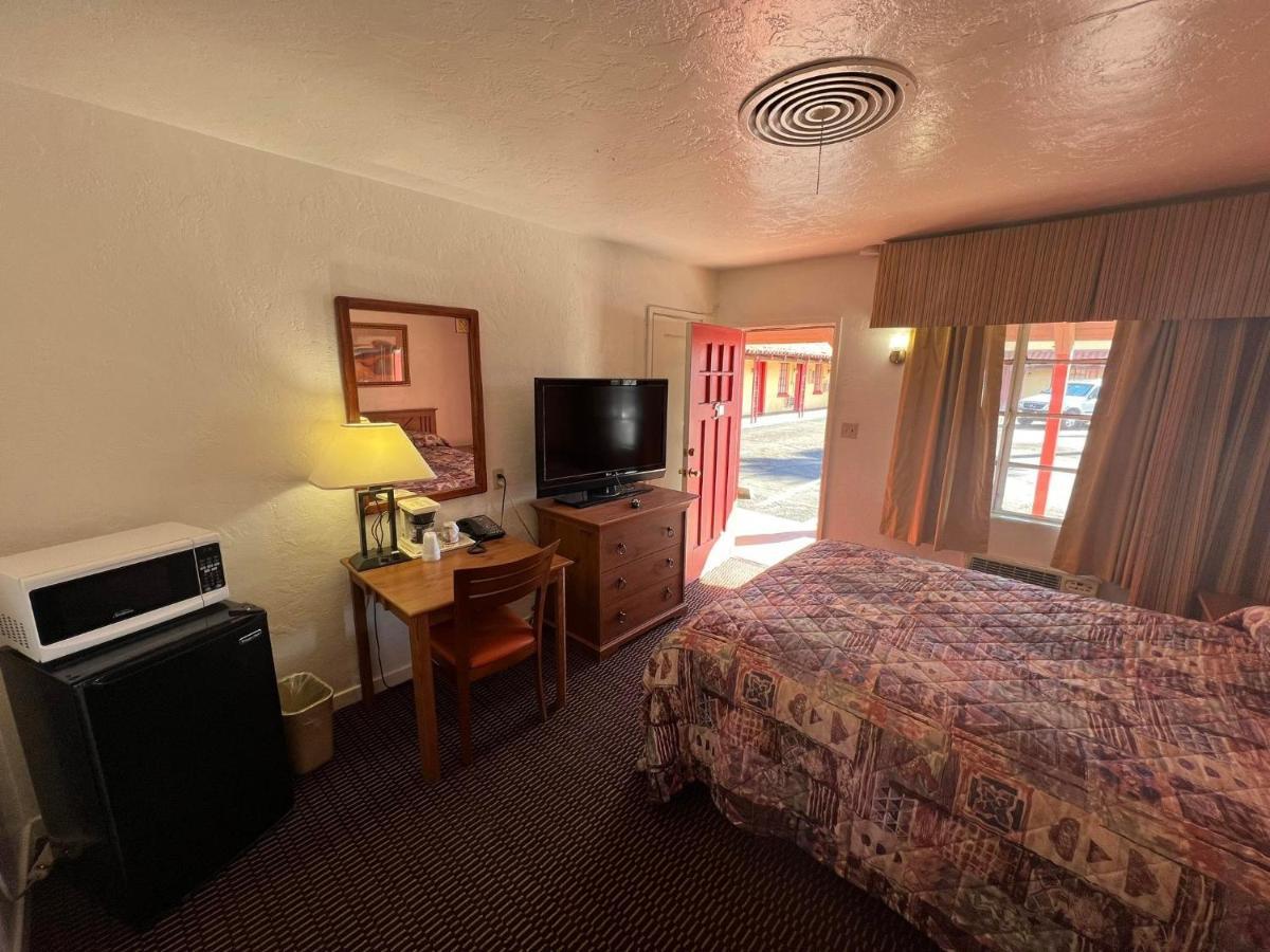 Quail Inn Motel Tucson Extérieur photo